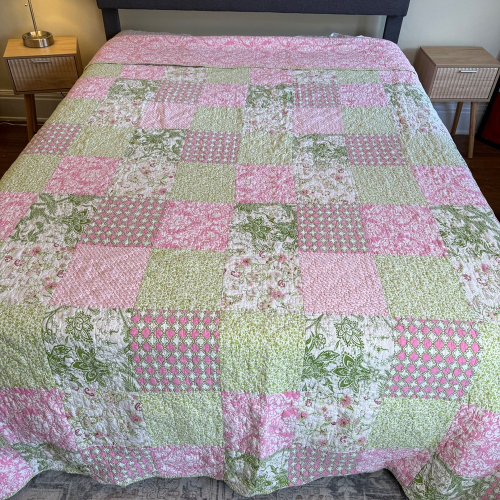 Pink Green Floral Cotton Patchwork Reversible Quilt Preppy Cottagecore Queen